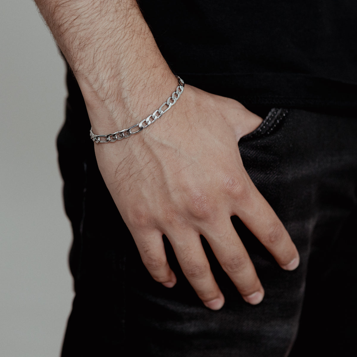 FIGARO BRACELET (SILVER) 5MM — model view 3