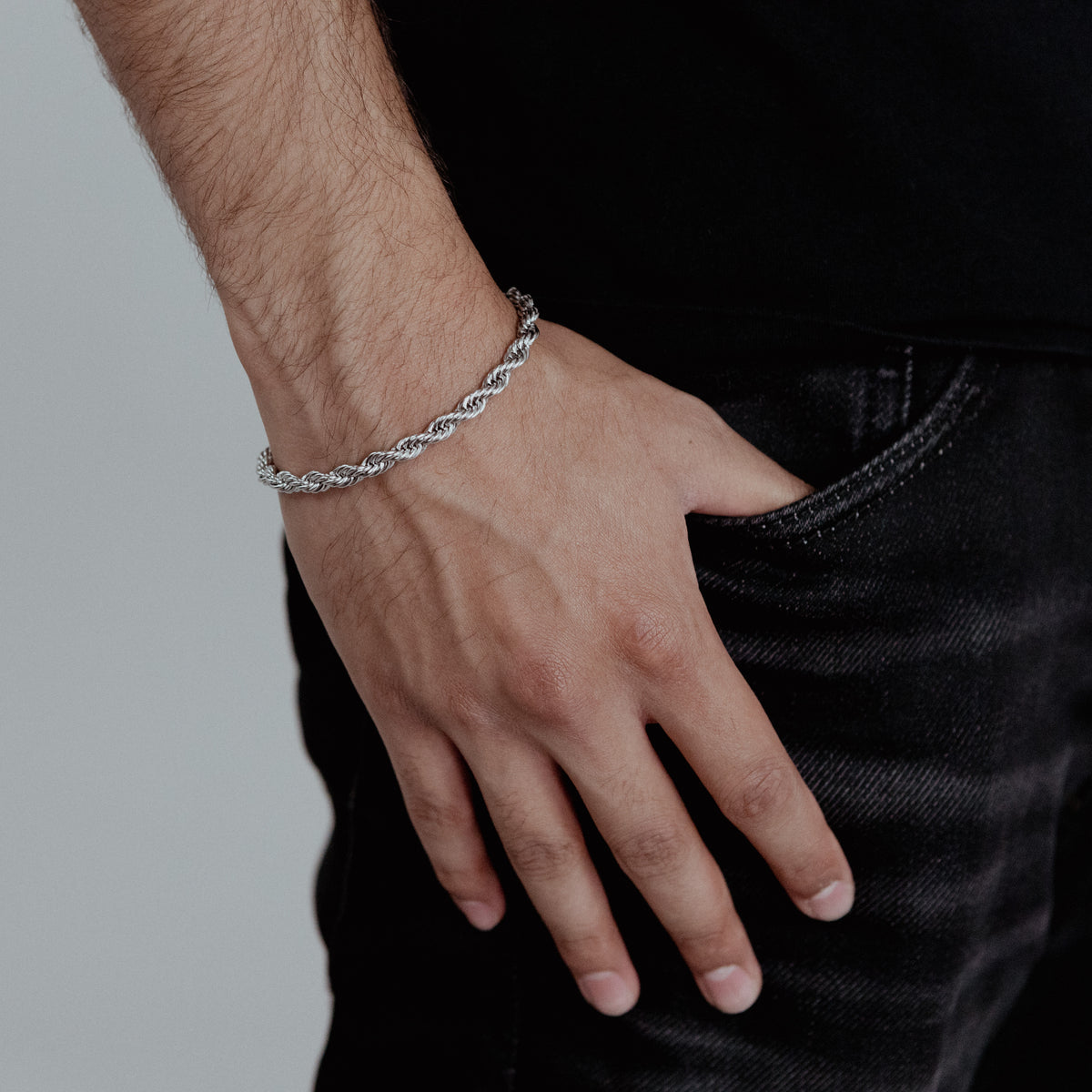 ROPE BRACELET (SILVER) 5MM — model view 1