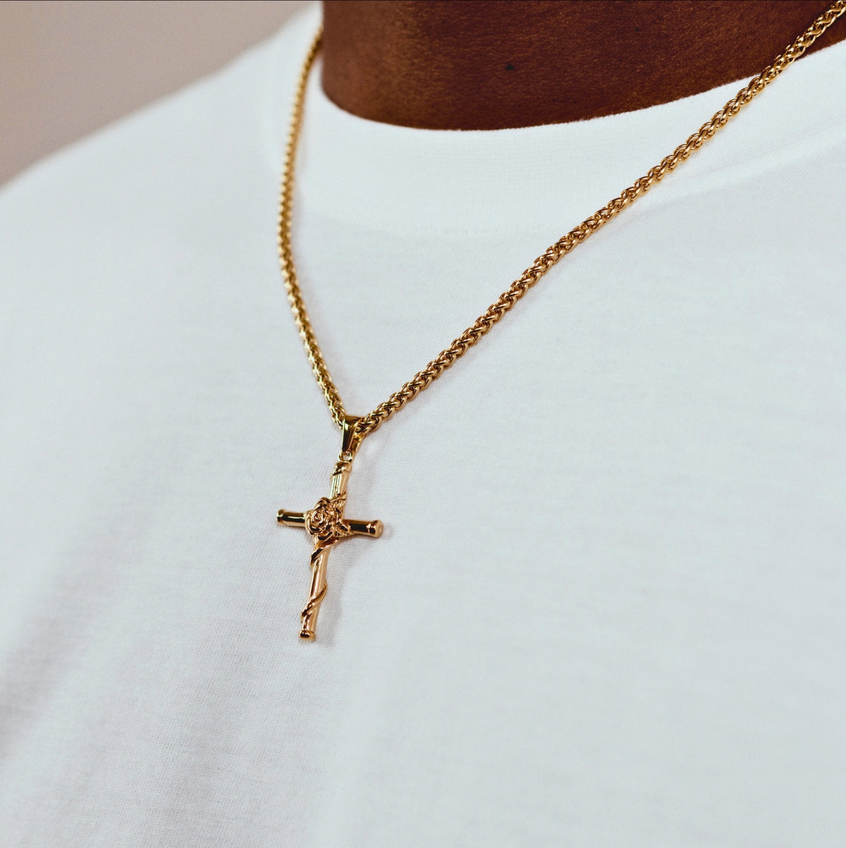 ROSE CROSS (GOLD) — model view 2