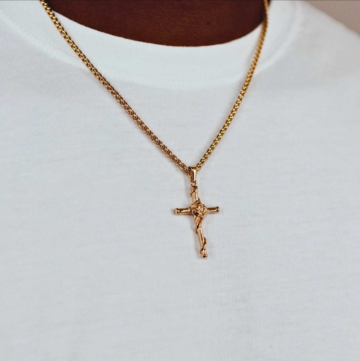 ROSE CROSS (GOLD) — model view 3